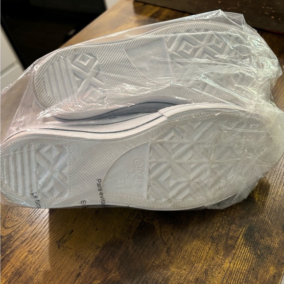 Converse New Women size 7.5 men’s size 5.5 new without box. - Picture 5 of 7